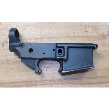 Gniazdo magazynka z komorą spustową M16A1 #9514981
